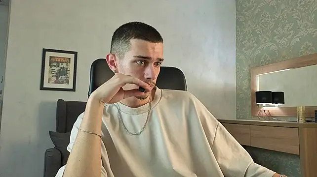 KaydenDrew's Live XXX Chat