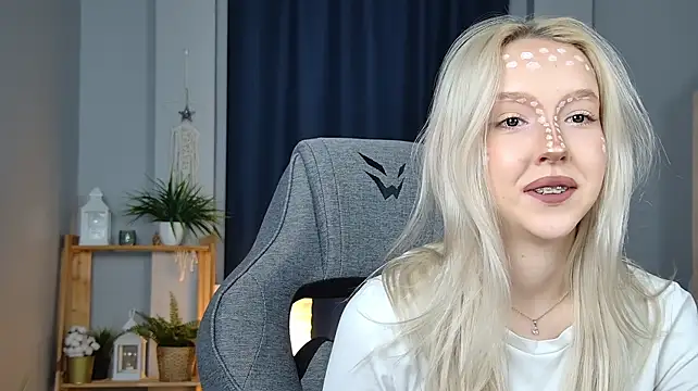 MaoqiBeverly's Live XXX Chat