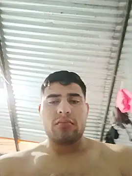 papi_semental élő XXX-chatje