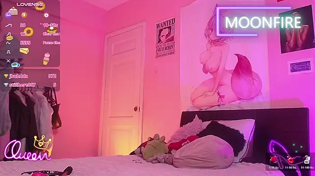 moonfiredancerのウェブカメラショー