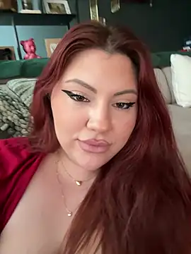 CurvyKimmy1: απευθείας συνομιλία ΧΧΧ