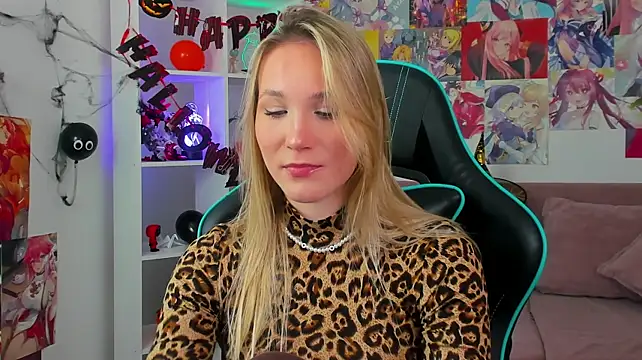 Chatroom XXX en direct de ElaraVoltage