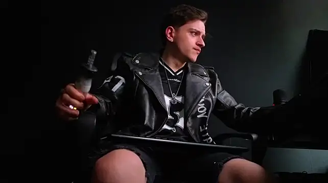 Czat XXX na żywo – FelixStarkk