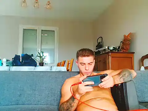 Elkafit28 Adlı Modelin Canlı XXX Sohbeti
