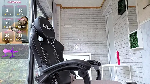Megan_Ros Chat XXX in diretta