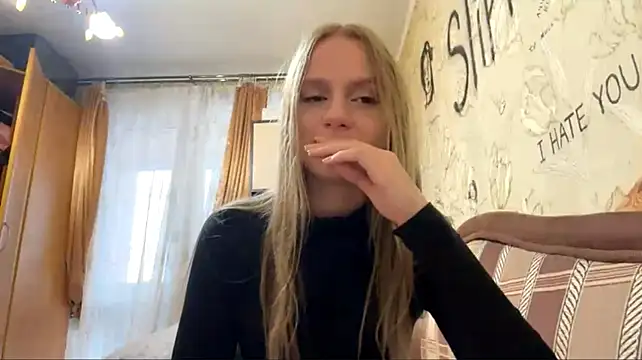 DollieMuhn Live XXX-chat