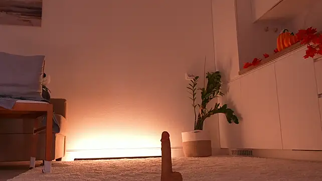 Miablueye's Live XXX Chat
