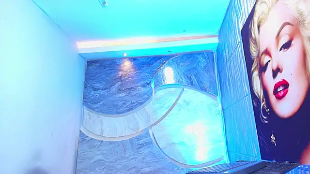 แชท XXX สดของ RitterBeyondLimits