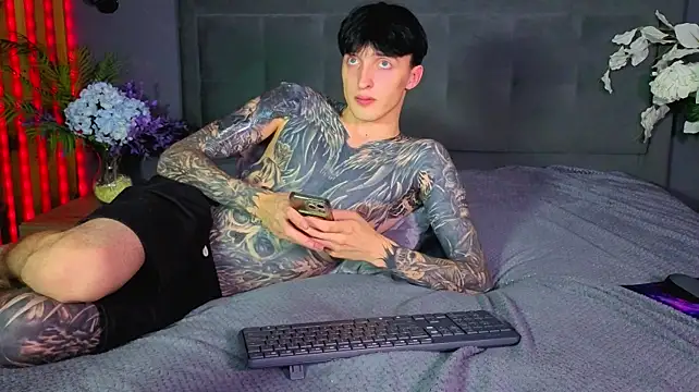 Chat XXX en directo de Martin_Jin