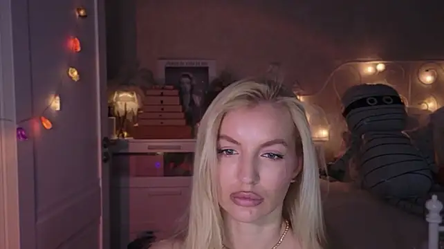 MauiBae Chat XXX in diretta