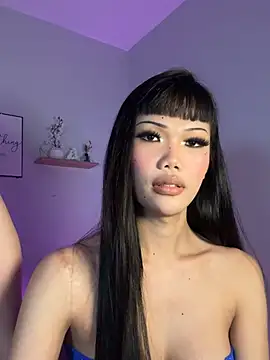 StarLovee Adlı Modelin Canlı XXX Sohbeti