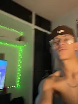 Chat +18 de Kakolush ao vivo