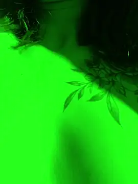 Frost_foxy's Live XXX Chat