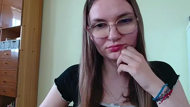 Chat +18 de LooveELLYx ao vivo
