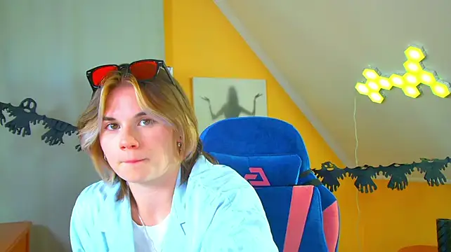 Chat XXX en directo de AliceAllard