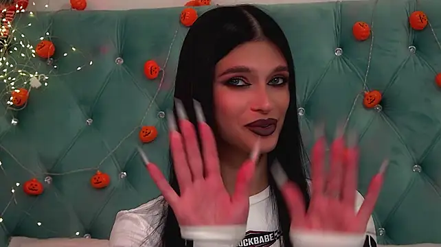 Chat +18 de BeverlyMost ao vivo