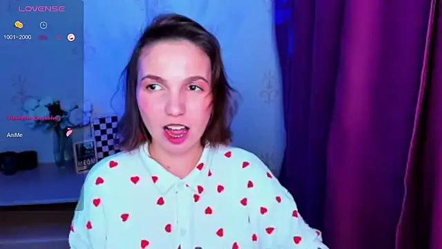 KindHazelHere_ live XXX chat