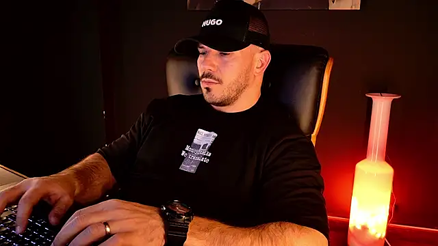 AngeloEric Live XXX-chat