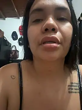 แชท XXX สดของ NoahJade