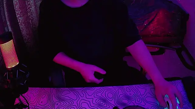 fame_bc Chat XXX live