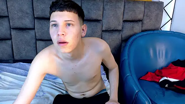 Celeste_Anderson_'s Live XXX Chat