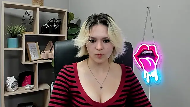 SweetLilyxo Live XXX-chat