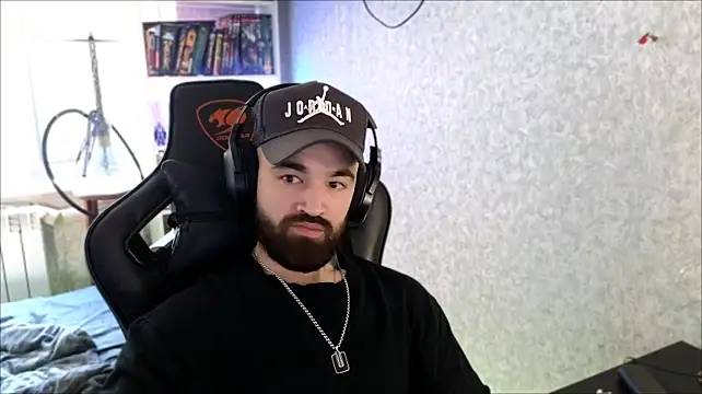 Chat XXX en directo de _Serious_Man