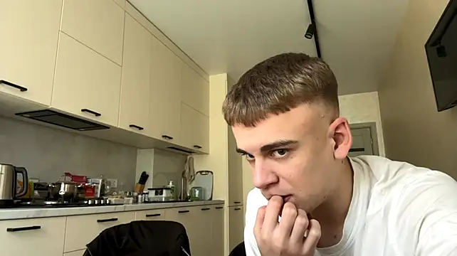 Онлайн чат XXX SoloFury