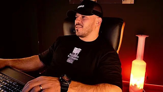 AngeloEric live XXX chat