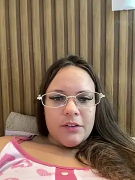 Show de Laryssinha_69 na webcam