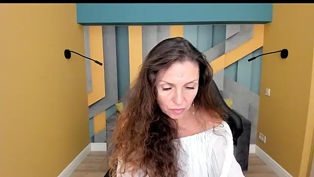Chat +18 de EllaLong ao vivo