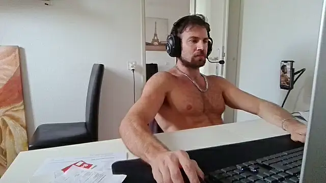 แชท XXX สดของ alpha-hunk