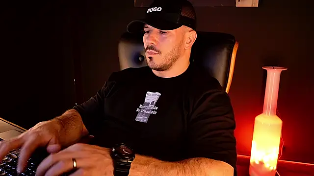 AngeloEricn Live XXX chat