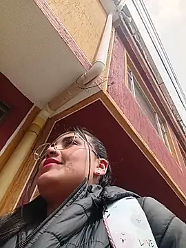MAYE__13 Chat XXX live