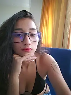 دردشة Mieluvie_sw الجنسية المباشرة