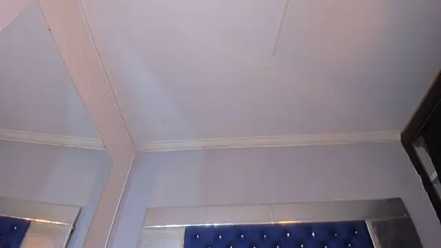 Chat +18 de Ciara_HotTs ao vivo