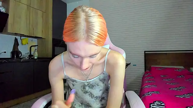_Alice_Kitty Live XXX-Chat