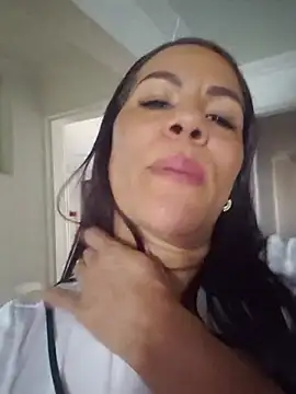 karla-bruni – Live XXX-chat