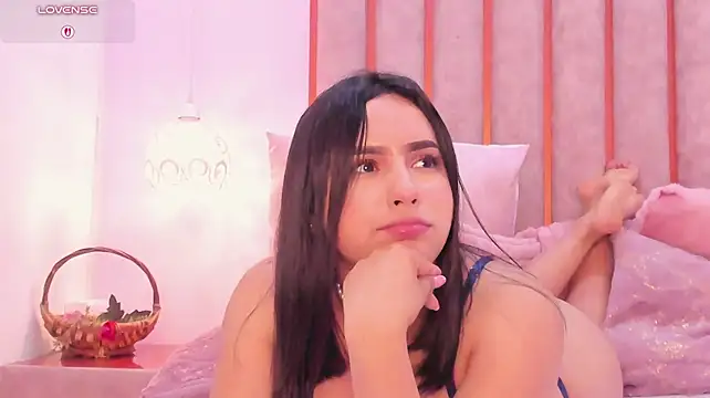Zoe_Monrown Live XXX chat
