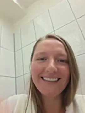 AnnaBusty – webcam-show