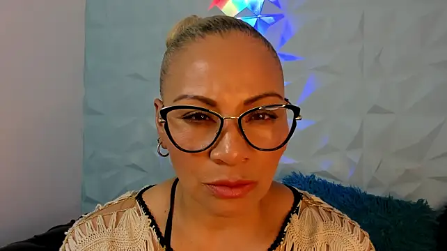 Sol_Rodriguez1's Live XXX Chat