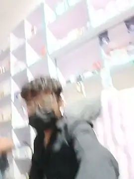 צ'אט XXX בשידור חי של xxxullu