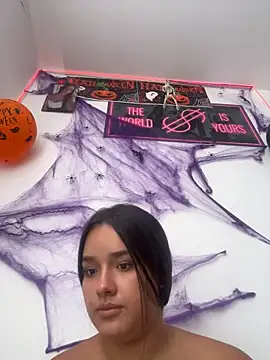 Živý XXX chat Luciaparker03