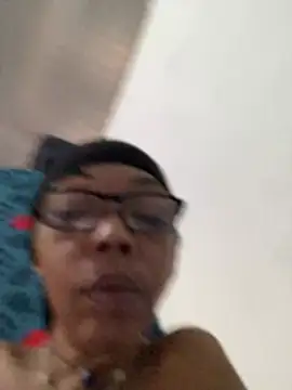 Ladyzee25 Live XXX-Chat