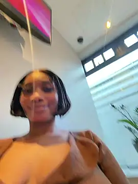 ___Nessa Chat XXX in diretta