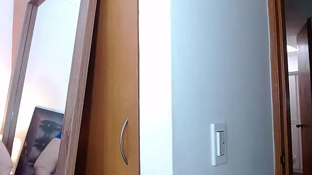 sandra_20 Chat XXX in diretta