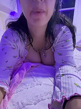 magnumbuse Adlı Modelin Canlı XXX Sohbeti