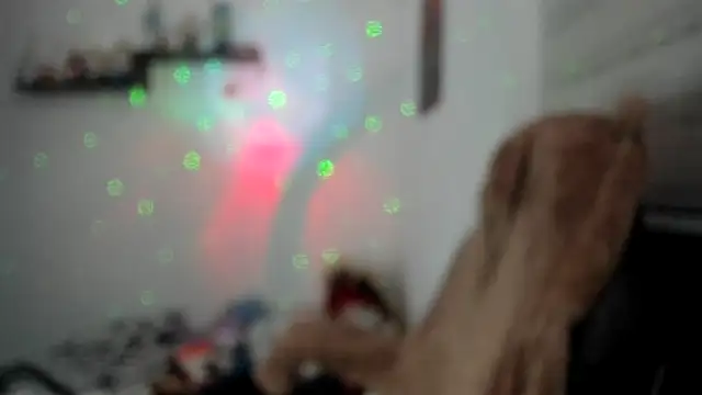 צ'אט XXX בשידור חי של Shaddycute_