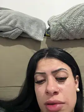 Chat +18 de belababyy ao vivo