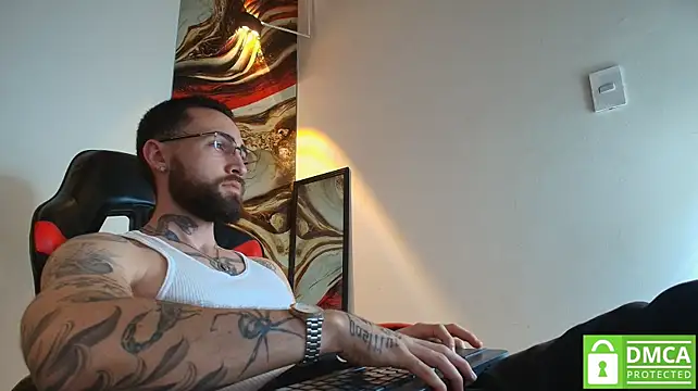 Chatroom XXX en direct de Luke_davis01